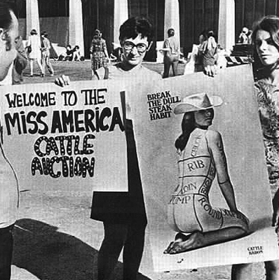 17-kep-feministak-tiltakozasa-a-no-eltargyiasitasa-ellen-1968